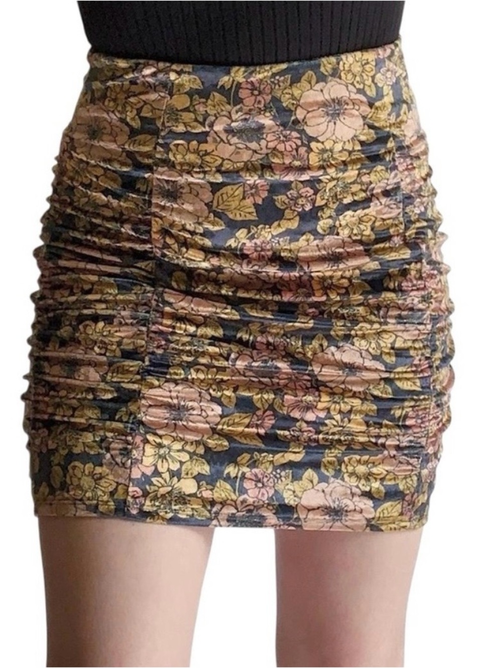 Free People Gigi Mini Printed Skirt Dark Combo Floral Velvet Size Large NWT